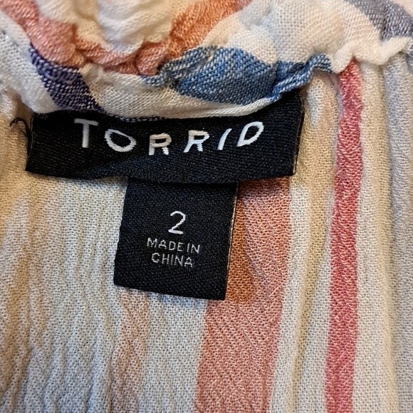 Torrid Ivory Stripe Popover Tank Blouse Size 2XL. - Picture 6 of 8